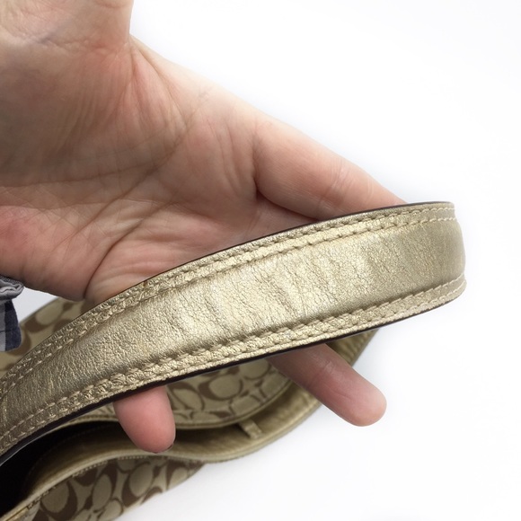 Coach Canvas Signature Shopper - Picture 8 of 8